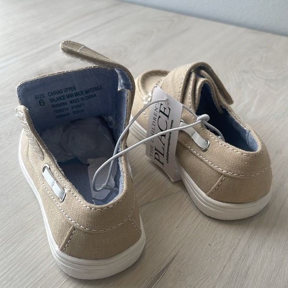 NWT The Children’s Place Toddler Boat Shoes - Tan Size 6 - Picture 8 of 10